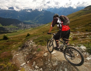  Ciclismo de cerro en La Meije 